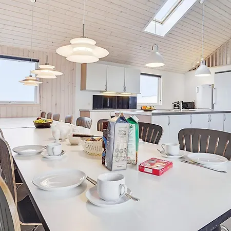Luxury Pool Retreat In Kegnaes Vakantiehuis Høruphav